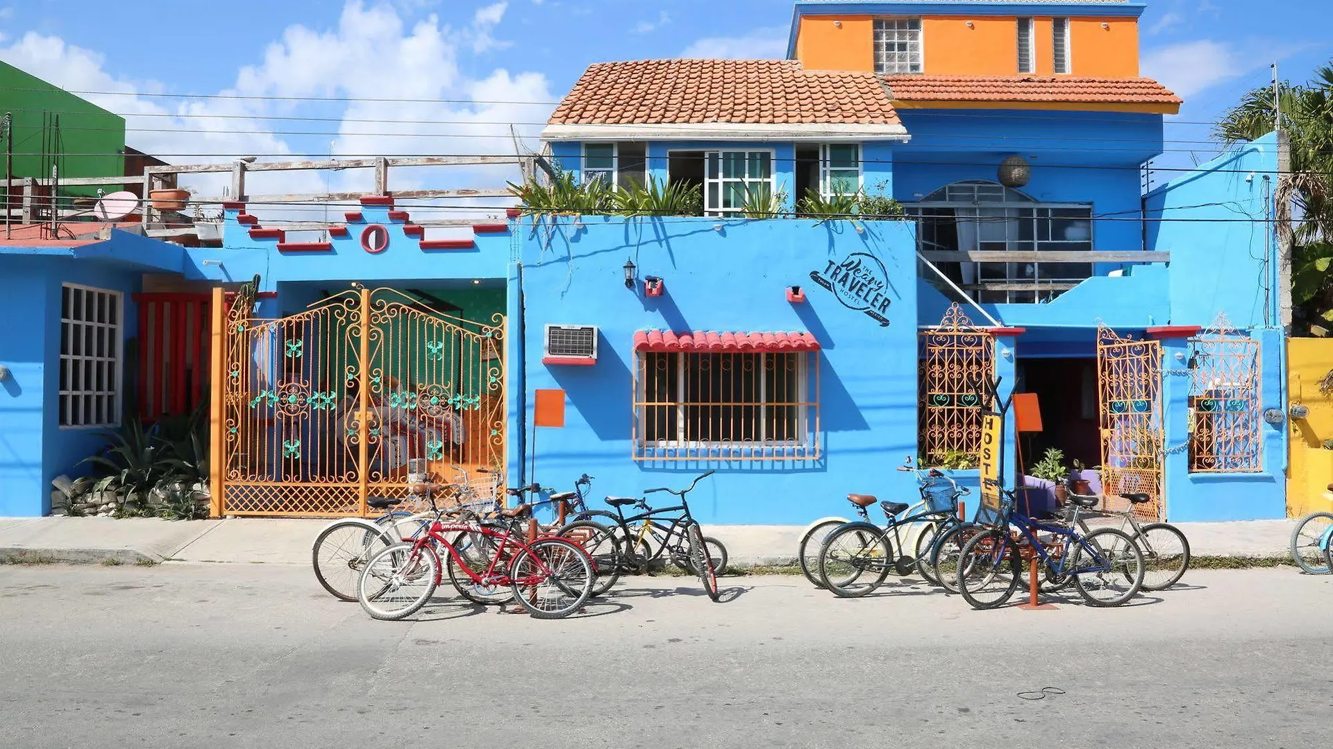 Weary Traveler Hostel Tulum
