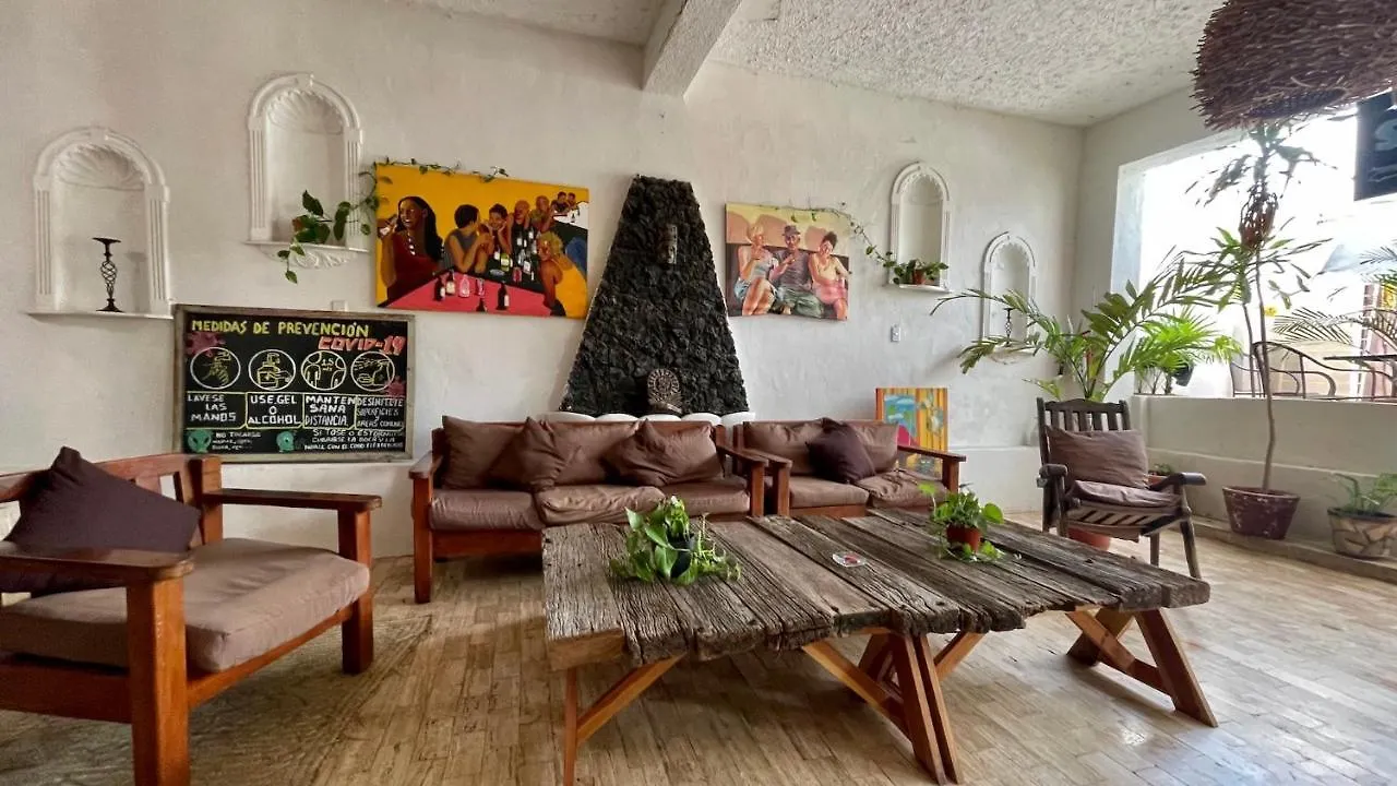 Weary Traveler Hostel Tulum México