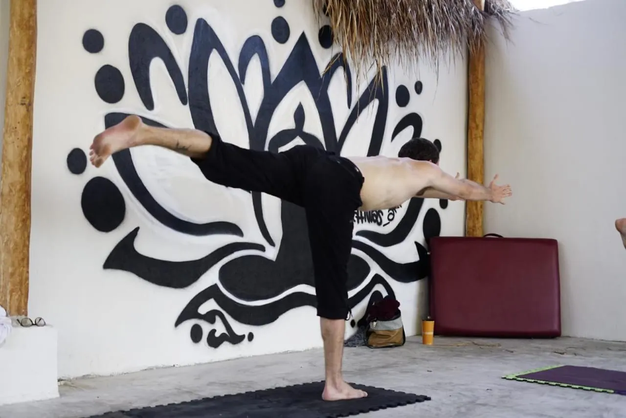 Weary Traveler Hostel Tulum