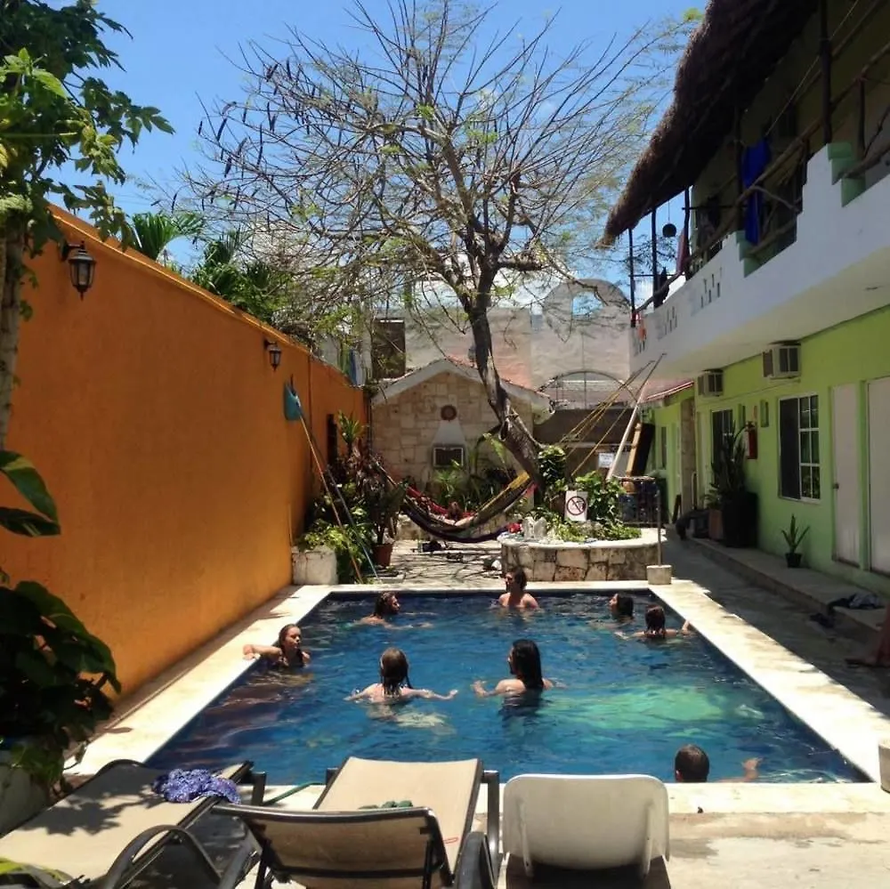 Weary Traveler Hostel Tulum 0*,  Mexico